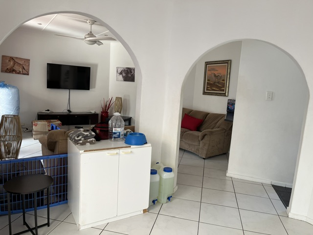 To Let 3 Bedroom Property for Rent in Beacon Bay North Eastern Cape